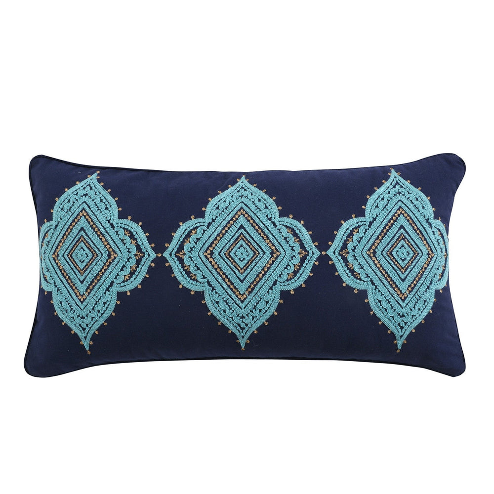 Amelie-Tri-Medallion-Pillow-L77000P-H-revised_web_5a041833-95a5-4ff0-926f-e650bdd0532e.jpg